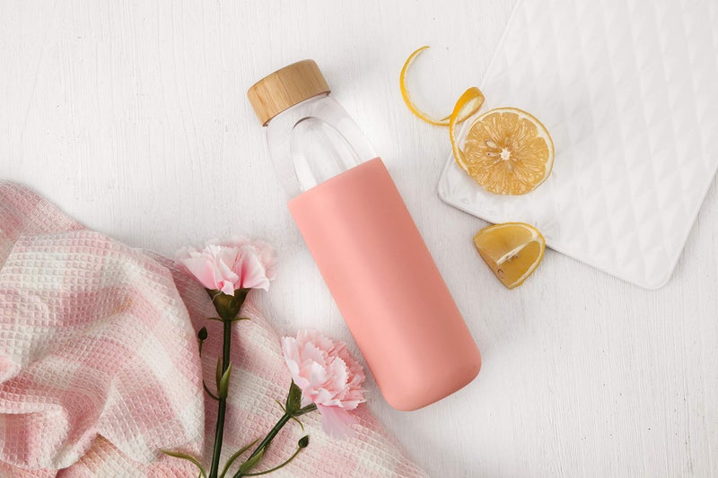 veegoal 18 Oz Borosilicate Glass Water Bottles with Bamboo Lid, BPA-FREE, Non-Slip Silicone Sleeve, and Stainless Steel Leak Proof Lid - Reusable Glass Bottle for Men and Women - Image 5